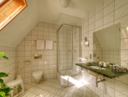 11waldeck_1053390_hdr